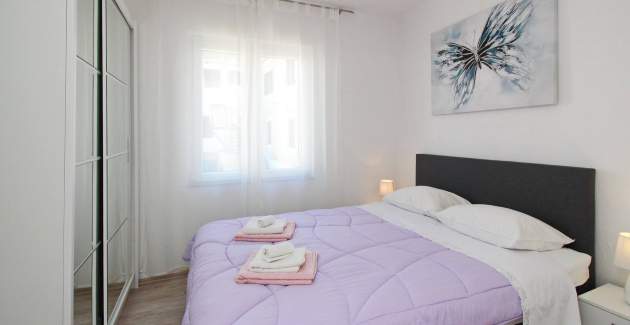 Apartment Lara K1 – in der Nähe des Zentrums und des Strandes