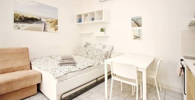 Studio-Apartment Rozman Beach – strandnah, mit Terrasse
