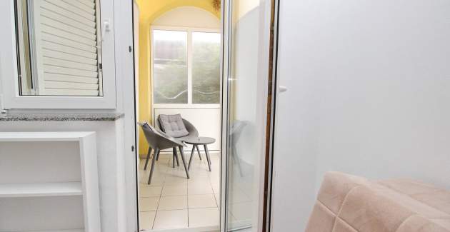 Studio-Apartment Rozman Beach – strandnah, mit Terrasse