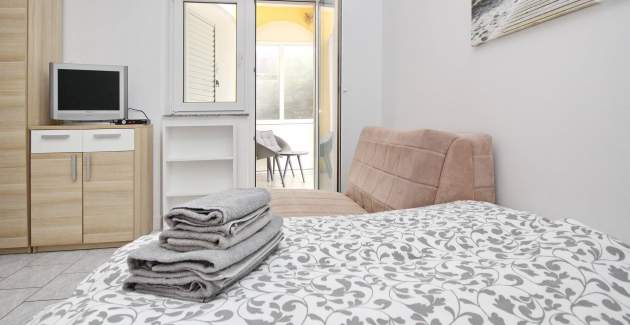 Studio-Apartment Rozman Beach – strandnah, mit Terrasse
