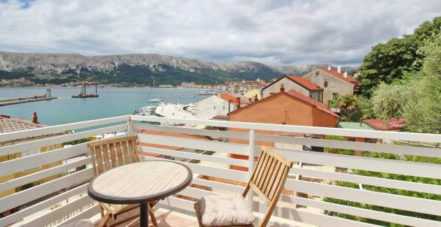 Apartment Čubranić S. Bs – im Hafen, nahe dem Meer