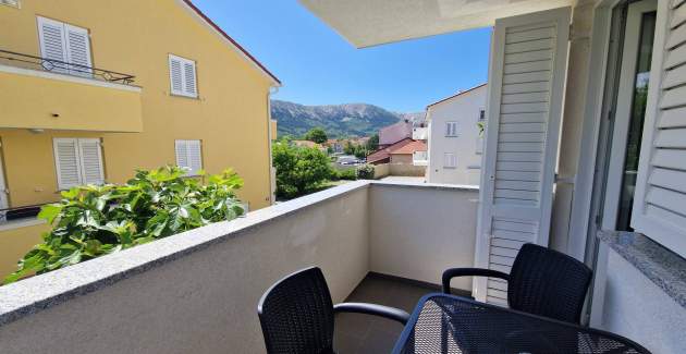 Apartment Slabek – mit Balkon, 300 m vom Strand entfernt