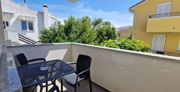 Apartment Slabek – mit Balkon, 300 m vom Strand entfernt