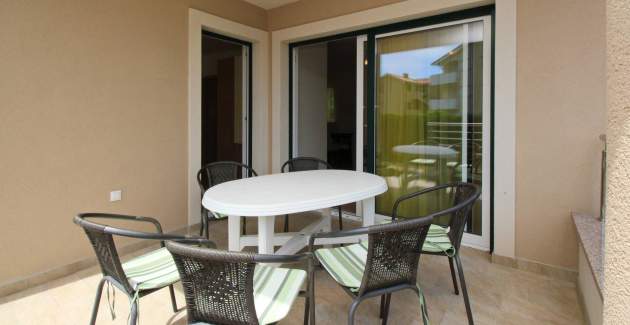 Apartment Smojver Nr.1 – komfortabel, mit Terrasse