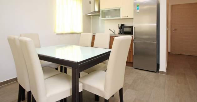 Apartment Smojver Nr. 2 – komfortabel, mit Terrasse