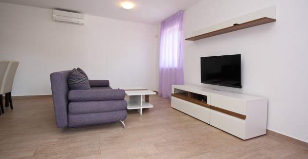 Apartment Smojver Nr. 3 – komfortabel, mit Balkon