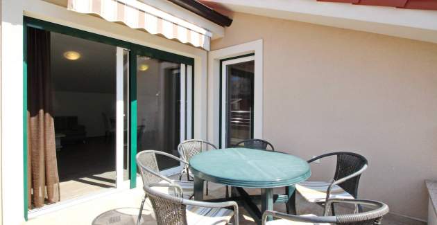 Apartment Smojver Nr. 6 – komfortabel, mit Balkon
