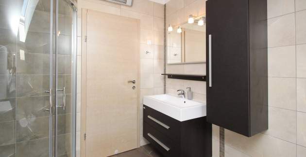 Apartment Smojver Nr. 6 – komfortabel, mit Balkon