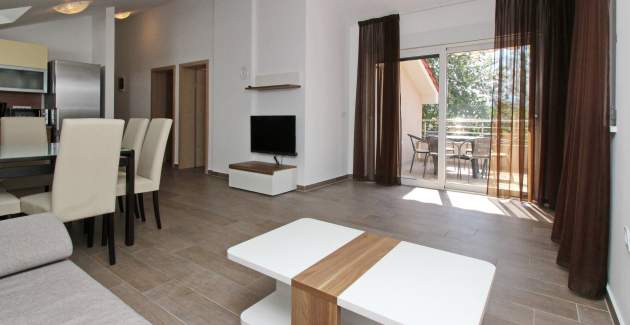 Apartment Smojver Nr. 6 – komfortabel, mit Balkon