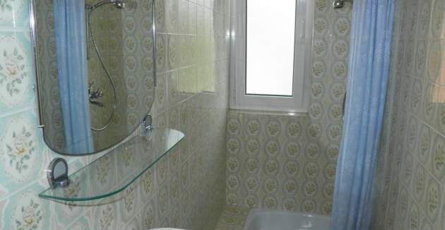 Apartment Gabrijela für 4–6 Personen – mit Balkon, 450 m vom Strand entfernt