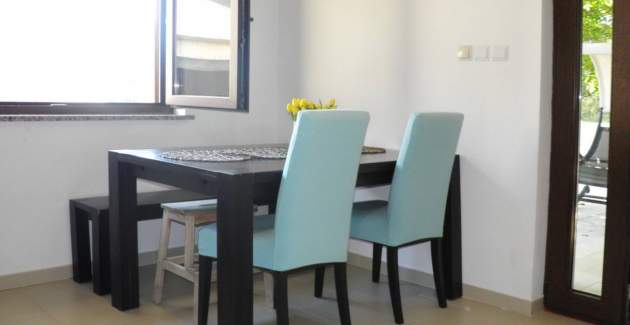 Apartment Starčević-Filipović mit Garten und Grill, 150 m vom Strand entfernt