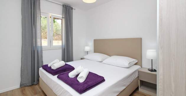 Šarmantan apartman Sunshine br.3 – s balkonom, 300 m od plaže