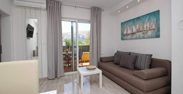 Šarmantan apartman Sunshine br.3 – s balkonom, 300 m od plaže