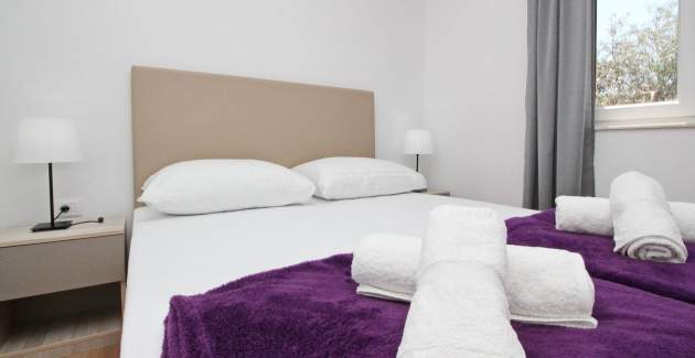 Šarmantan apartman Sunshine br.3 – s balkonom, 300 m od plaže