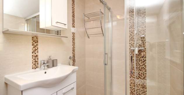 Charmantes Apartment Sunshine Nr.5 – mit Balkon, 300 m vom Strand entfernt