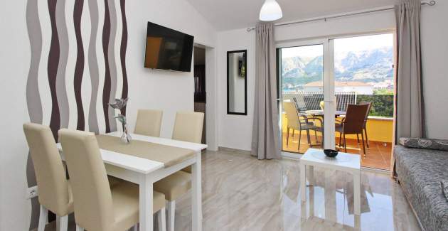 Charmantes Apartment Sunshine Nr.5 – mit Balkon, 300 m vom Strand entfernt