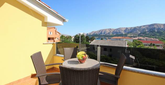 Charmantes Apartment Sunshine Nr.5 – mit Balkon, 300 m vom Strand entfernt