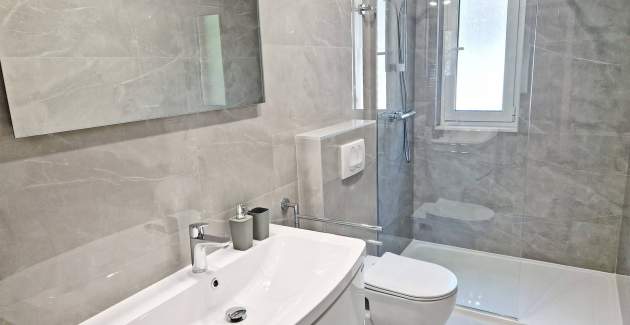 Charmantes Wohnung Sunshine BS - mit Balkon, 300 m vom Strand entfernt