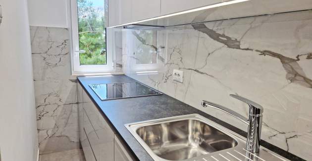 Charmantes Wohnung Sunshine BS - mit Balkon, 300 m vom Strand entfernt