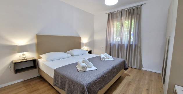 Charming Apartment Sunshine DR - with Balcony, 300 m from the Beach