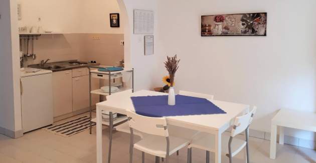 Apartment Valić (stari) – in der Nähe des Zentrums, 250 m vom Strand entfernt