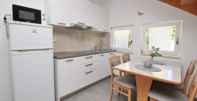 Apartment complex Villas Corinthia 13 - Top Location, 100m from the Beach, surrounded by Greenery