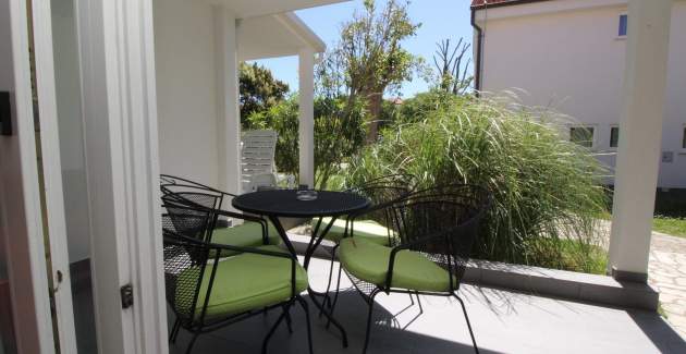 Apartment complex Villas Corinthia 13 - Top Location, 100m from the Beach, surrounded by Greenery