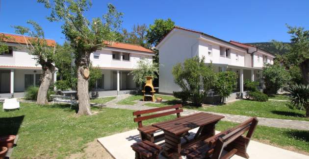 Apartment complex Villas Corinthia 17 - Top Location, 100m from the Beach, surrounded by Greenery