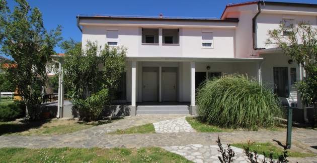 Apartment complex Villas Corinthia 17 - Top Location, 100m from the Beach, surrounded by Greenery