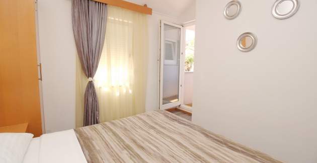 Apartment complex Villas Corinthia 18 - Top Location, 100m from the Beach, surrounded by Greenery