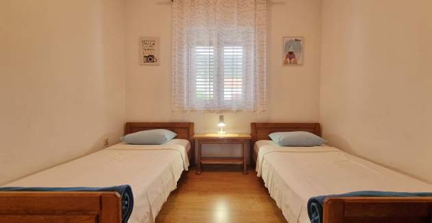 Apartment Dean – mit Balkon und Meerblick