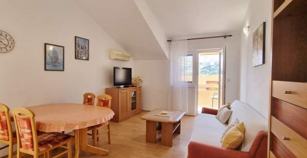Apartment Dean – mit Balkon und Meerblick