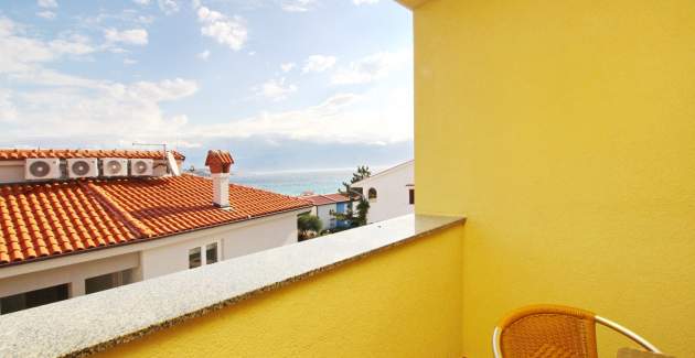 Apartment Limun 3 – mit Balkon, 350 m vom Strand entfernt