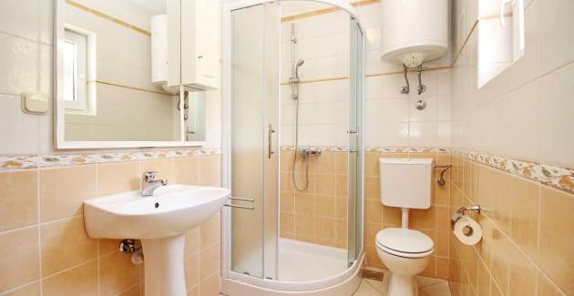 Apartment Limun 3 – mit Balkon, 350 m vom Strand entfernt