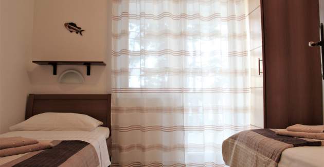 Apartment Zeljka – 15 m vom Meer, Meerblick