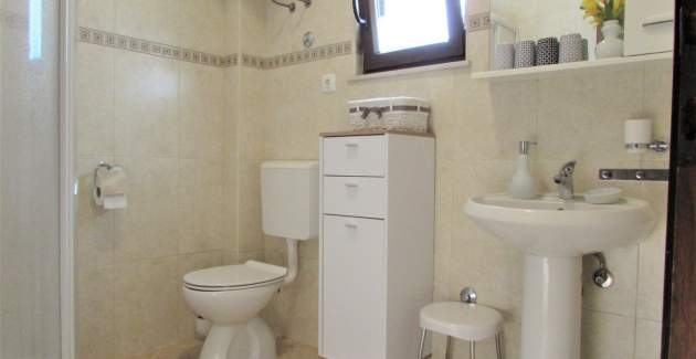 Apartment Zeljka – 15 m vom Meer, Meerblick