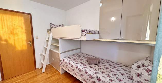 Apartment Katarina 2 – Meerblick