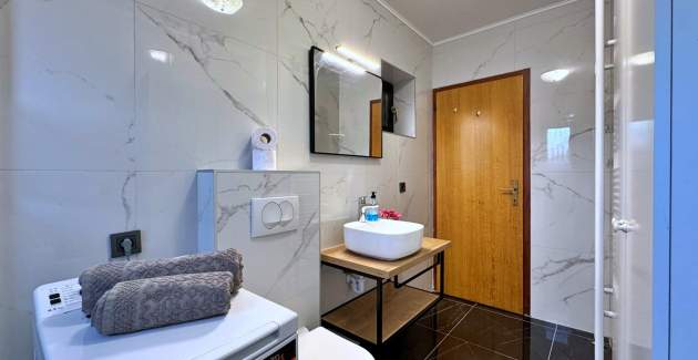 Apartment Katarina 2 – Meerblick