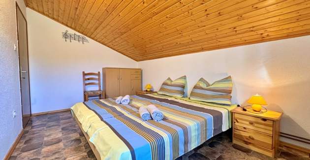 Apartment Pavle 3 – Dachgeschoss, Meerblick
