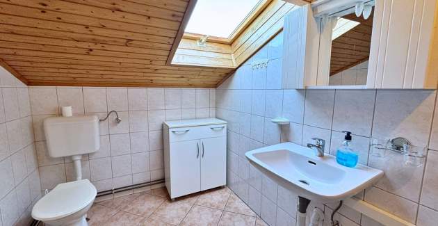Apartment Pavle 3 – Dachgeschoss, Meerblick