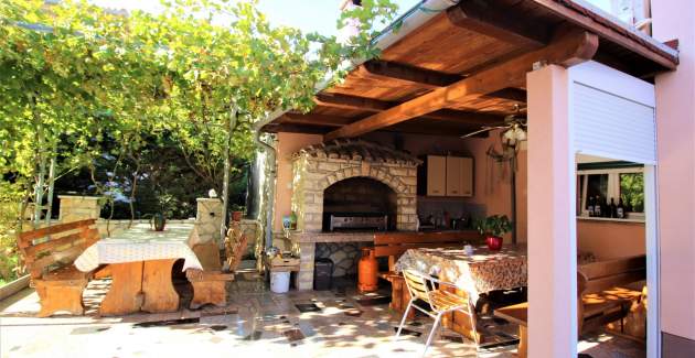 Apartment Lucijana No.7 - with Balcony, 150 m from the Beach
