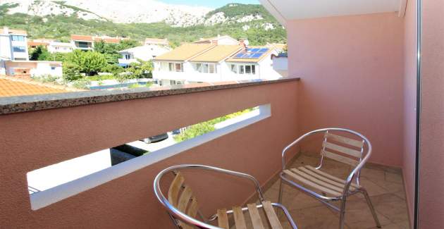 Apartment Lucijana Nr. 8 – mit Balkon, 150 m vom Strand entfernt