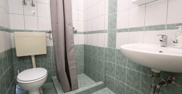 Studio Mul Nr. 2 Bs – für 2 Personen, mit Terrasse