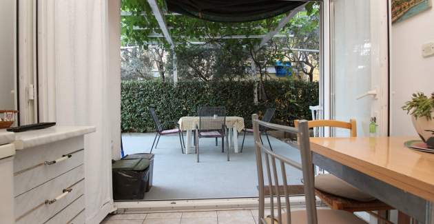 Studio Mul Nr. 3 Dr – für 4 Personen, mit Terrasse