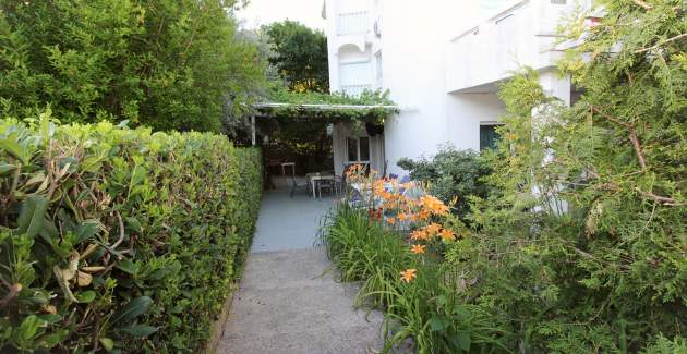 Studio Mul Nr. 3 Dr – für 4 Personen, mit Terrasse