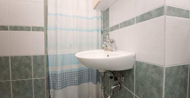 Studio Mul Nr. 3 Dr – für 4 Personen, mit Terrasse