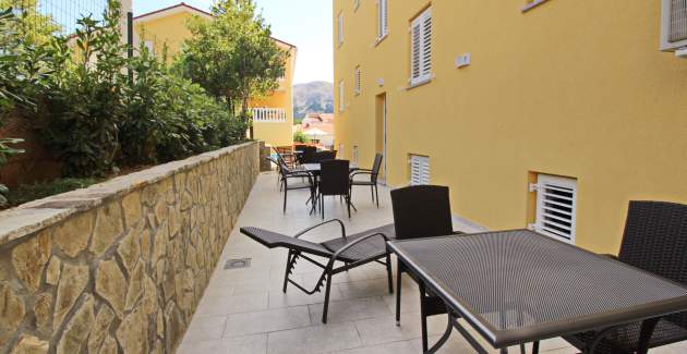 Studio-Apartment Gorica 2 Nr. 13 – mit Pool, Untergeschoss