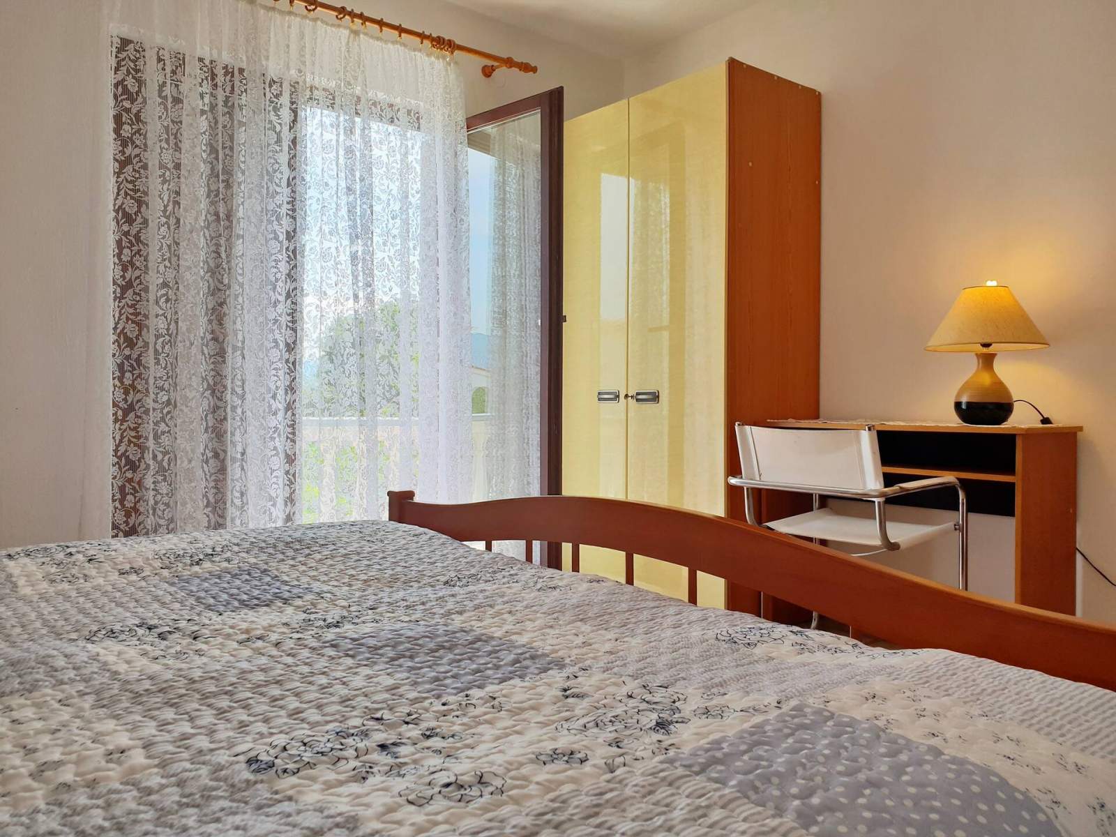 Apartment Bijelic A4 – Balkon