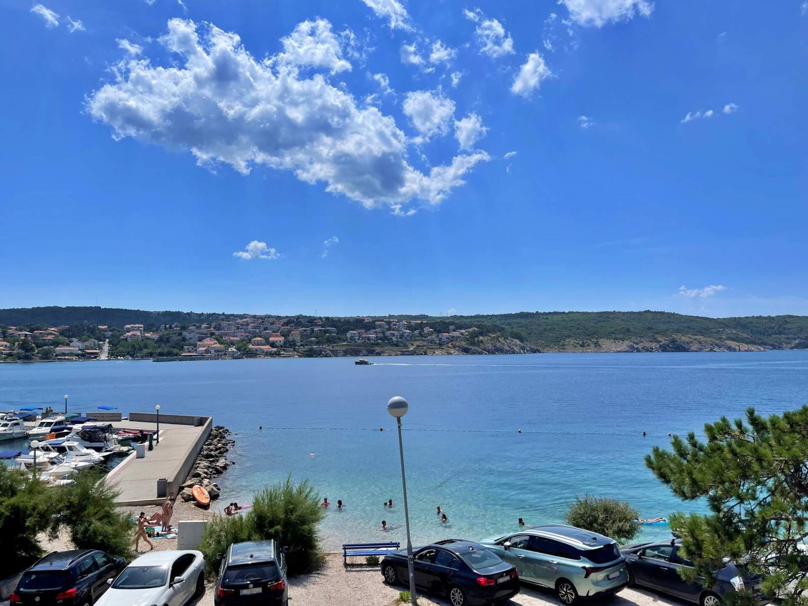 Apartment Tiha Lili 3 – 10 m vom Strand, Meerblick
