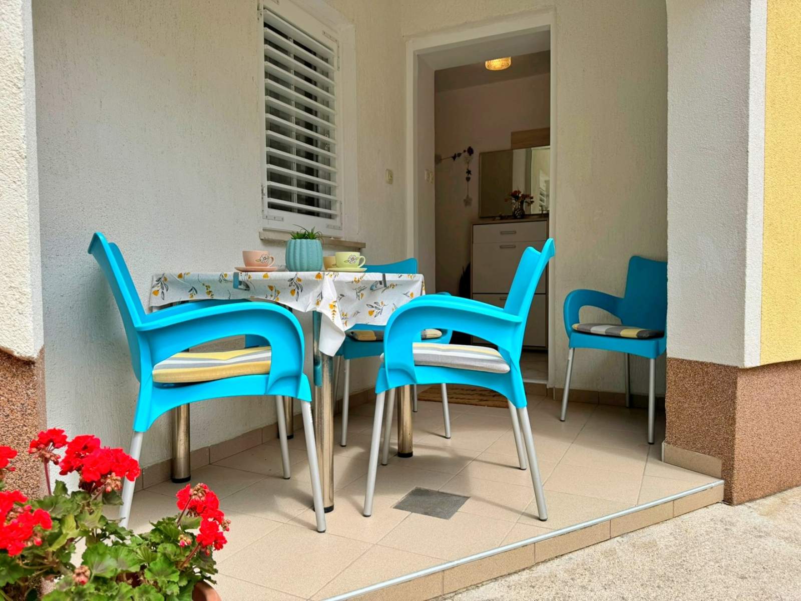 Apartment Car – 90 m vom Meer
